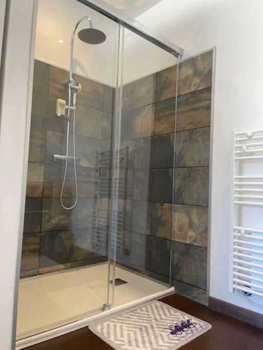 Brand New Villa With Fully Intergrated Air Conditioning & Private Pool, Overlooking Forest Sardan المظهر الخارجي الصورة